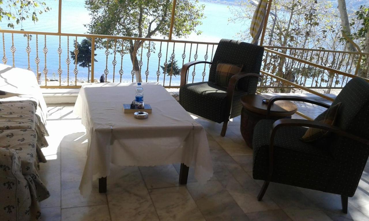 Goel Pension Egirdir Екстериор снимка