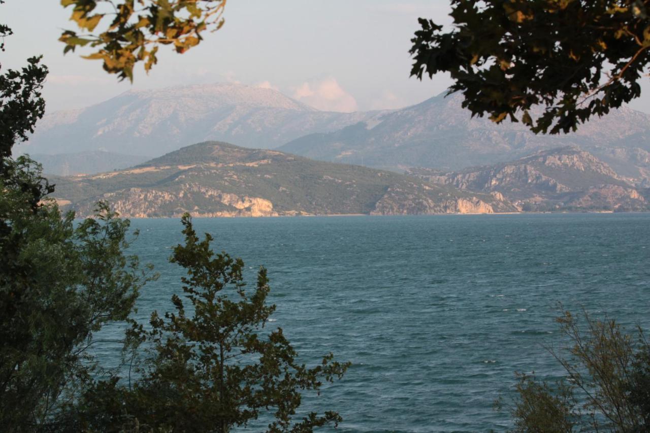 Goel Pension Egirdir Екстериор снимка