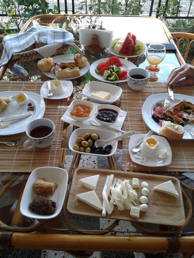 Goel Pension Egirdir Екстериор снимка
