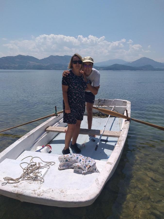 Goel Pension Egirdir Екстериор снимка