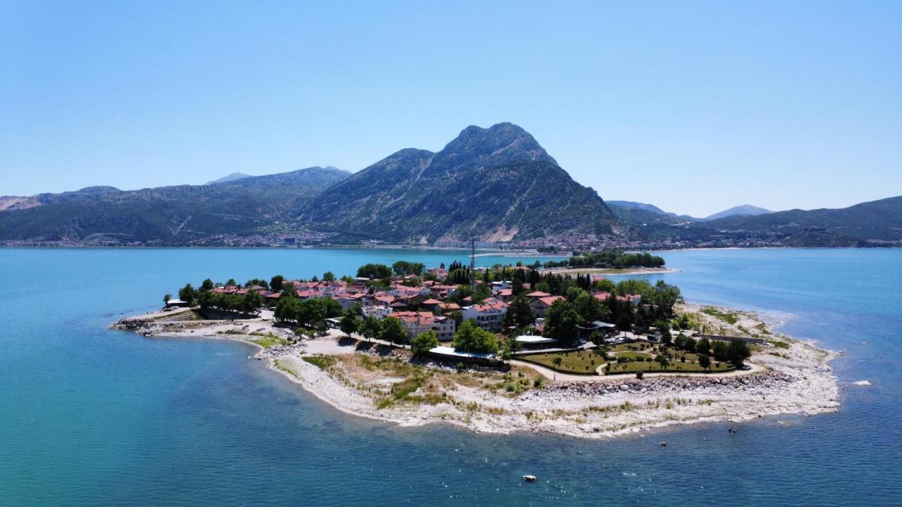 Goel Pension Egirdir Екстериор снимка