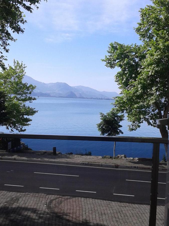 Goel Pension Egirdir Екстериор снимка