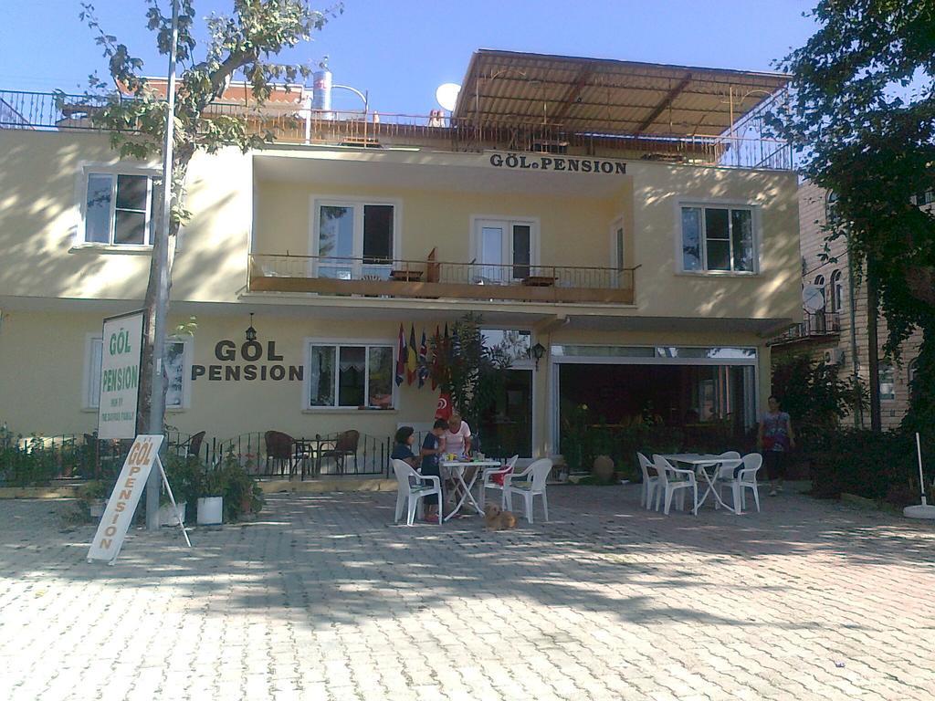 Goel Pension Egirdir Екстериор снимка
